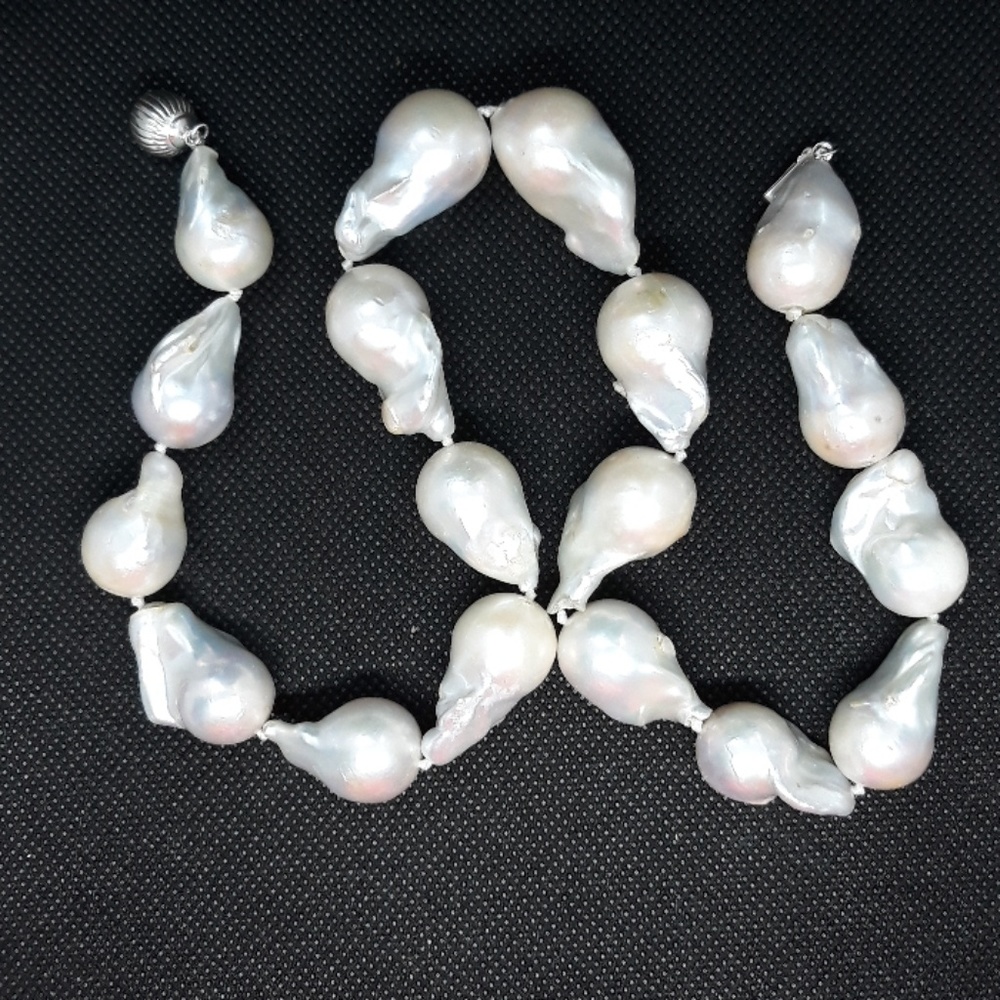 Baroque south sea pearl necklace
